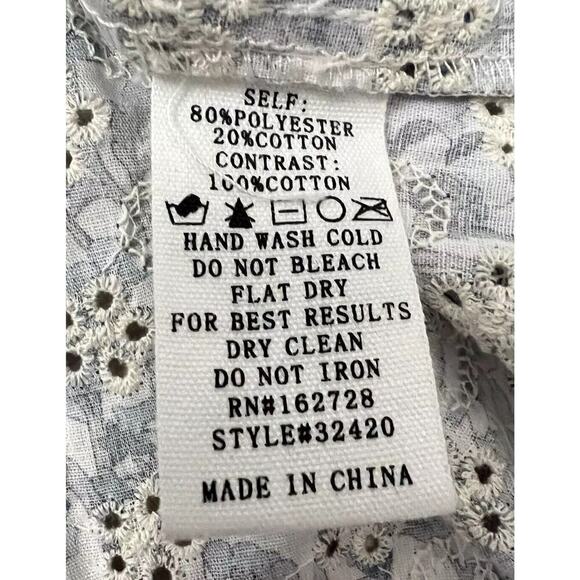 Voy Dress White & Blue Striped & Blue Floral Eyelet Lace V Neck Women’s Sz M NWT - Picture 7 of 13